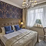 Hotel Luxury Bytom 4*