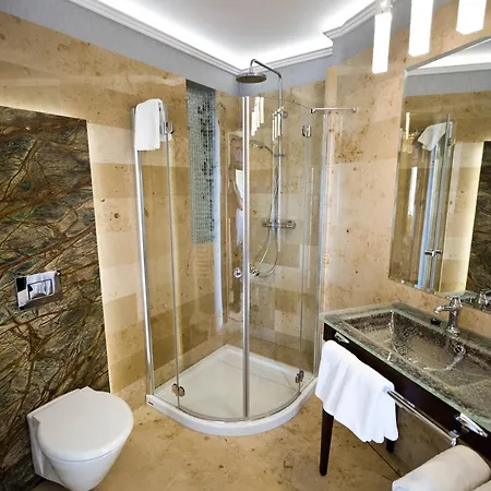 Luxury & Wellness Bytom 4*