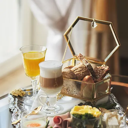 Rezydencja Luxury Hotel & Wellness Bytom Piekary Slaskie 4*