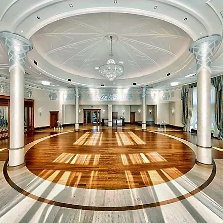 Hotel Rezydencja Luxury Hotel & Wellness Bytom Piekary Slaskie 4*
