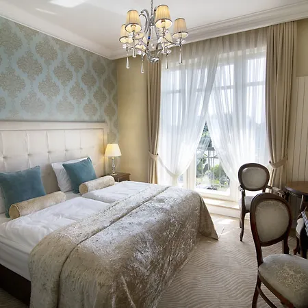 Luxury Bytom Hotel