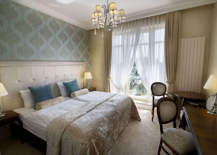 Hotel Luxury Bytom 4*